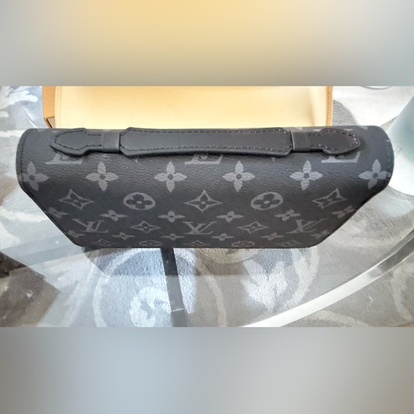 Source Unknown Black and Gray Monogram Clutch BNIB - Picture 8 of 9